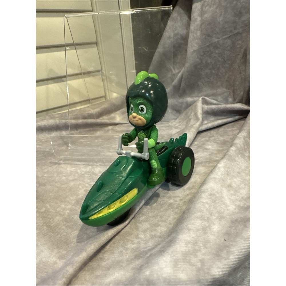 DISNEY PJ Masks Gekko Figure Super Moon Adventure Motorcycle Bike Space Rover